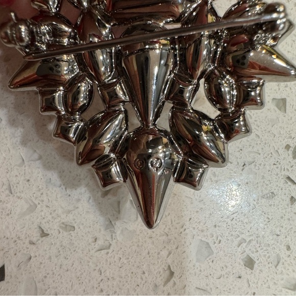 Swarovski Crystal Brooch Pin Brilliant Clear Rhinestones Silver - Picture 4 of 7